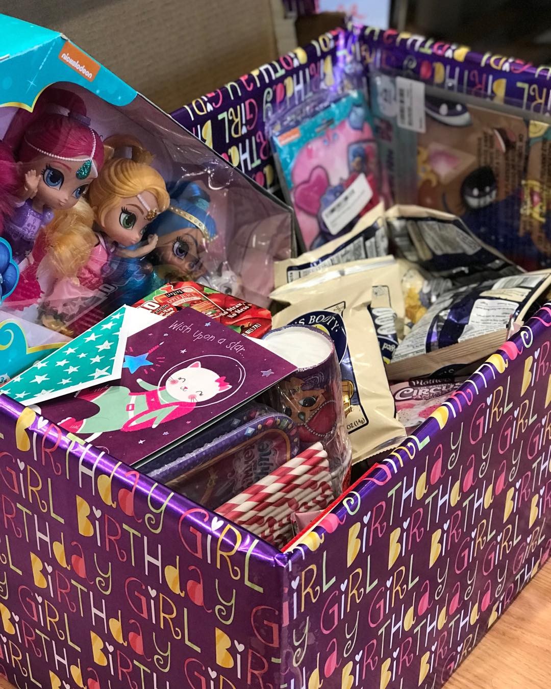 Sharing Happy Birthdays is such a great charity in Austin. Thru volunteers they coordinate bday boxes for homeless and foster children.  This is a Shimmer and Shine box we put together for a 3 year old 😘💕🎁 #love #sharingbirthdayjoy