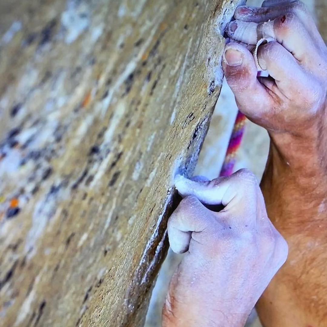 Ruth was blown away by The Dawn Wall.  Inspiring story about dedication, partnership and the sacrifices needed to reach impossible goals. Wow! 🙈⛰👏 #dawnwall #goals #howdotheydothat #WowWednesday